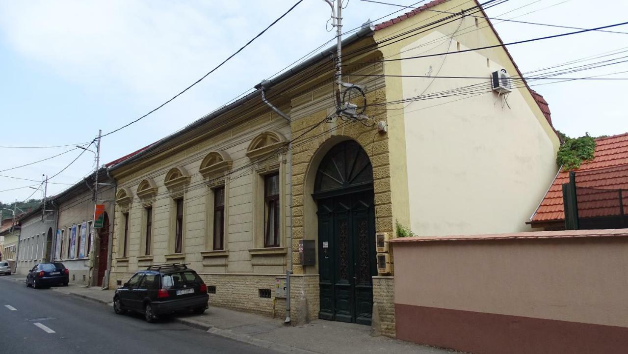 Casa Elysee Deva Exterior photo